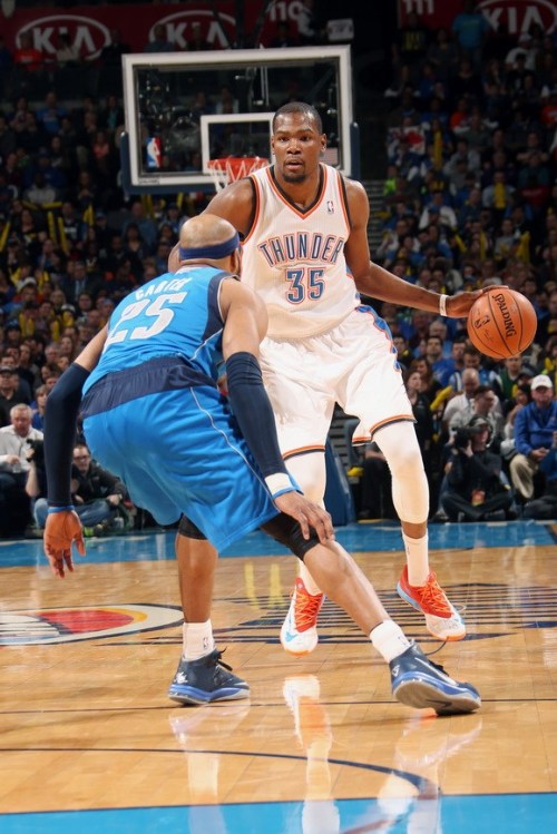 双后腰一守 双后腰一守