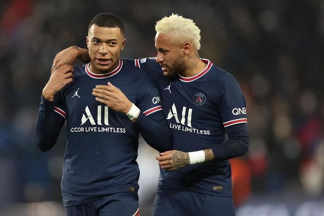 确保年度间 确保年度间